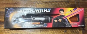 Star Wars The Power of The Force Electronic Darth Vader Lightsaber Kenner 1996 - Picture 1 of 3