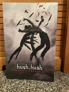 The Hush, Hush Saga Ser.: Hush, Hush von Becca Fitzpatrick (2010, Taschenbuch) - Neu! - Bild 1 von 1