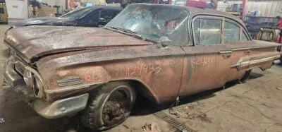 Brazo de control inferior delantero derecho compatible con Chevrolet Impala 1174353 1960 Foto 1 de 4