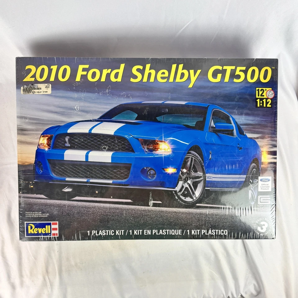 Revell 1/12 2010 Ford Shelby Gt500 Model Kit 2623
