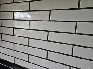 Ceramic tiles, brick shaped, glazed, cream coloured, Spanish, unused. - Picture 1 of 5