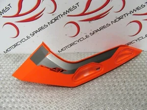 KTM SUPER DUKE GT 1290 2017 LINKE RÜCKSITZBANK VERKLEIDUNG SPOILER BK495 - Bild 1 von 9