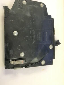 Crouse-hinds MH130-R 30A 1P Right Hook Breaker NEW SLIGHT SHELFWARE - Picture 1 of 4