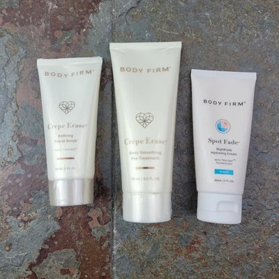 LOTE DE BORRADO DE CREPÉ FIRME CORPORAL - Exfoliante facial, suavizante corporal, hidratante Nightfade Foto 1 de 4