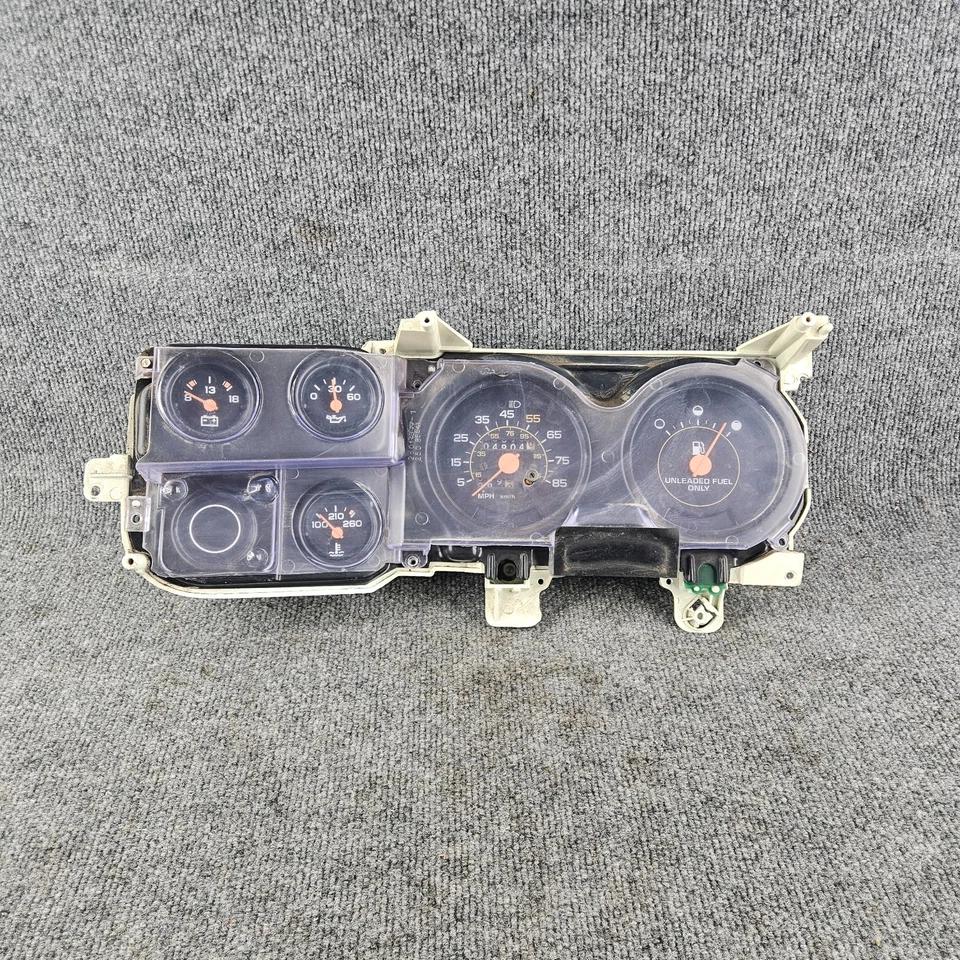 73 79 81 82 87 Chevrolet Gmc K5 K10 C10 K30 C30 Speedometer Gauge Cluster PARTS - Image 1 of 4