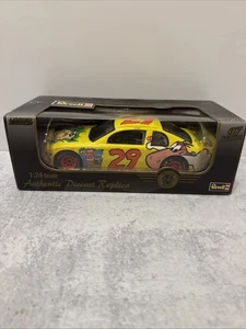 RARE Flintstones Die Cast Car Revell 97 Season Limited Edition 1:24 Scale A6 - Picture 1 of 4