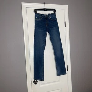 Levi’s Classic Blue Denim Jeans – Boys 16 (28W 28L) - Picture 1 of 3