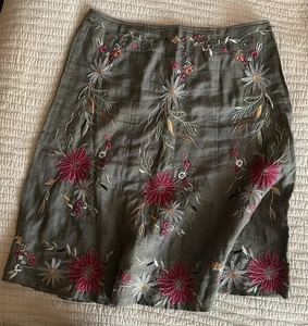 Linea Linen Skirt With Multi Flower Embroidery, Size 14 - Picture 1 of 5