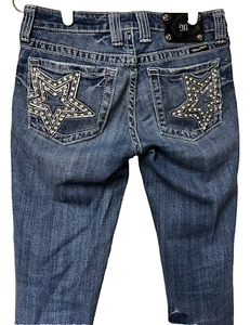Miss Me Capri Jeans Size 27 x 20 Star Jean Low Rise Stretch Embroidered Buckle - Picture 1 of 8