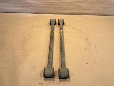 Juego de 2 conjuntos de eslabones superiores de suspensión trasera originales Triumph TR7 OEM Foto 1 de 4