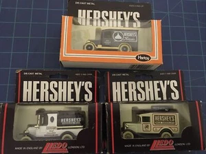3 Spielzeug Druckguss LKWs LLEDO HERSHEY'S SWEETS & TREATS LIEFERWAGEN ENGLAND - Bild 1 von 12