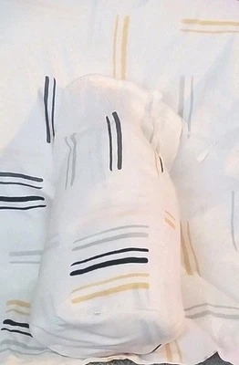 funda nórdica doble. Raya geométrica con farsa Foto 1 de 4