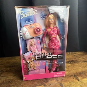 New 2001 Fashion Photo Barbie Doll w/ camera Mattel #55620 New In Package - Picture 1 of 6