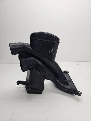 2011-2014 Toyota Sienna Air Cleaner Inlet Duct 2 Holes OEM Foto 1 de 4