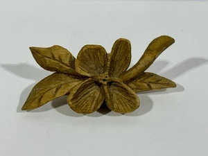 Handgeschnitzte Vintage Hartriegel Brosche von Joe Offerman Owensboro, Kentucky Künstler - Bild 1 von 7