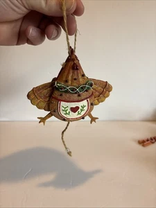 Adorno de árbol de Navidad vintage hecho a mano de gallina pollo primitivo - Imagen 1 de 6
