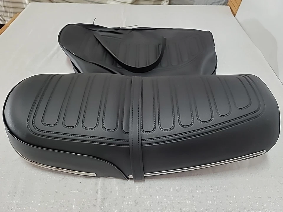 ЧЕХОЛ НА СИДЕНЬЕ SUZUKI GT500 GT550 M/A/B 1975-1977 с РЕМЕШКОМ (S*-34) - Изображение 1 из 4