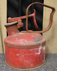 AGATE SHEET METAL PRODUCTS CO CHICAGO 5010 SAFTEY GAS CAN - Picture 1 of 4