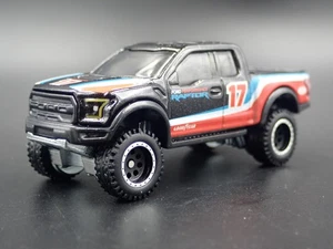 2017 - 2020 Ford F150 Raptor Pick-Up Camion Nero 1:64 Scala Diecast Vettura - Foto 1 di 6
