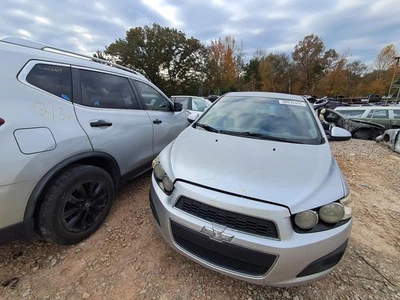 Used Windshield Wiper Linkage fits: 2012 Chevrolet Sonic  Grade A - Image 1 of 4