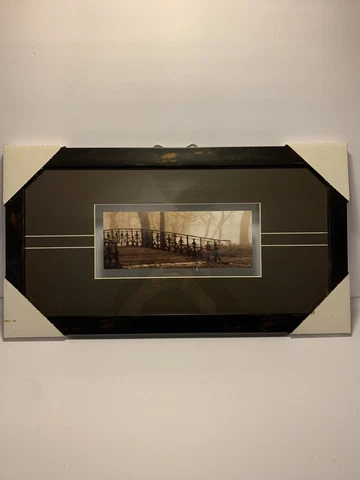 Wall Decor Black & White Wrought Iron Bridge 22x12 Black Frame Gold Accents Cover
