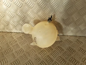 Vase expansion - PEUGEOT 308 I (1) phase 1 - 5 portes - De 09/2007 à 03/2011 - Picture 1 of 3