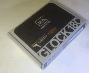 Glock 18c airsoft gun - Picture 1 of 4