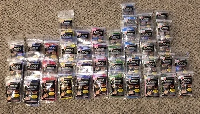 Lote 44 paquetes de bandas de telar Bandz en total 26.400 bandas 1.100 conectores 44 palos de telar Foto 1 de 4