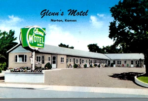 VIntage Postcard-Glenn's Motel, Norton, KS - Picture 1 of 2