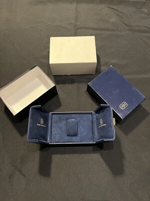 RARO HARRY WINSTON JOYERÍA PULSERA O RELOJ CAJA AZUL INTERIOR Y EXTERIOR AUTÉNTICO Foto 1 de 4