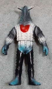Bandai Ultraman Kaiju Alien Pegassa Soft vinyl Figure 1983's Rare Item - Picture 1 of 5
