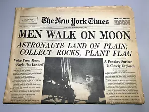 New York Times 21. Juli 1969 "Men Walk on the Moon" Late City Edition Abschnitt 1 - Bild 1 von 10