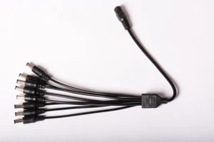 Divisor Multiplicador De 8 Conectores Jack 5.5mm B1D9 - Picture 1 of 1