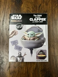 Star Wars The Mandalorian The Child Baby Yoda Talking Clapper con luz nocturna NUEVO - Imagen 1 de 6