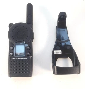 Motorola CLS1110 UHF Business 2-Way Radio Walkie Talkie - Zdjęcie 1 z 6