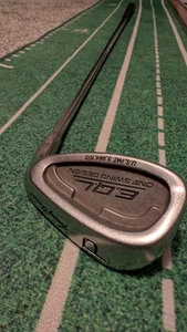 Cuña de lanzamiento Tommy Armour Golf EQL PW varilla de acero flexible regular derecha 37,5"  - Imagen 1 de 10