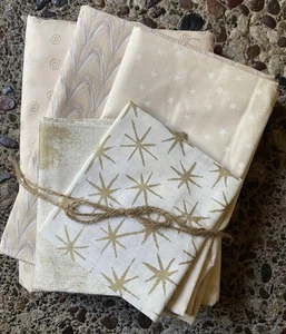 Lot Of 5 Pretty Off-White Fabrics Stars Swirls 6 1/4+ Yards Moda - Picture 1 of 10