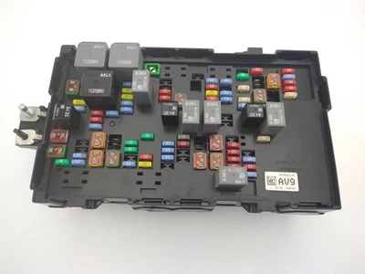 熔断器盒接线 22798214 原始设备制造商雪佛兰索罗德 GMC Sierra 2010 - 2014 ✅ — 第 1/4 张图片