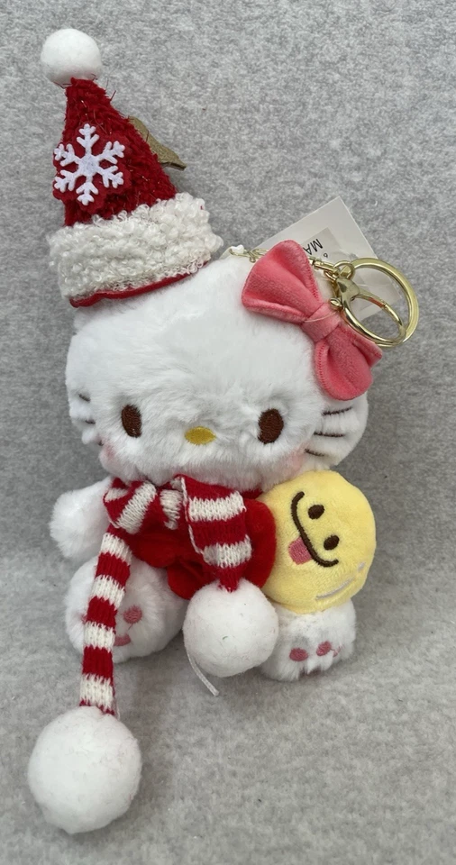 收藏品 Hello Kitty 主题圣诞毛绒填充动物钥匙扣吊坠 — 第 1/4 张图片