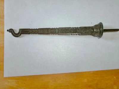 Victorian Ornate Cast Iron Eastlake Plant Bird Cage Wall Hook Bracket - Image 1 of 4