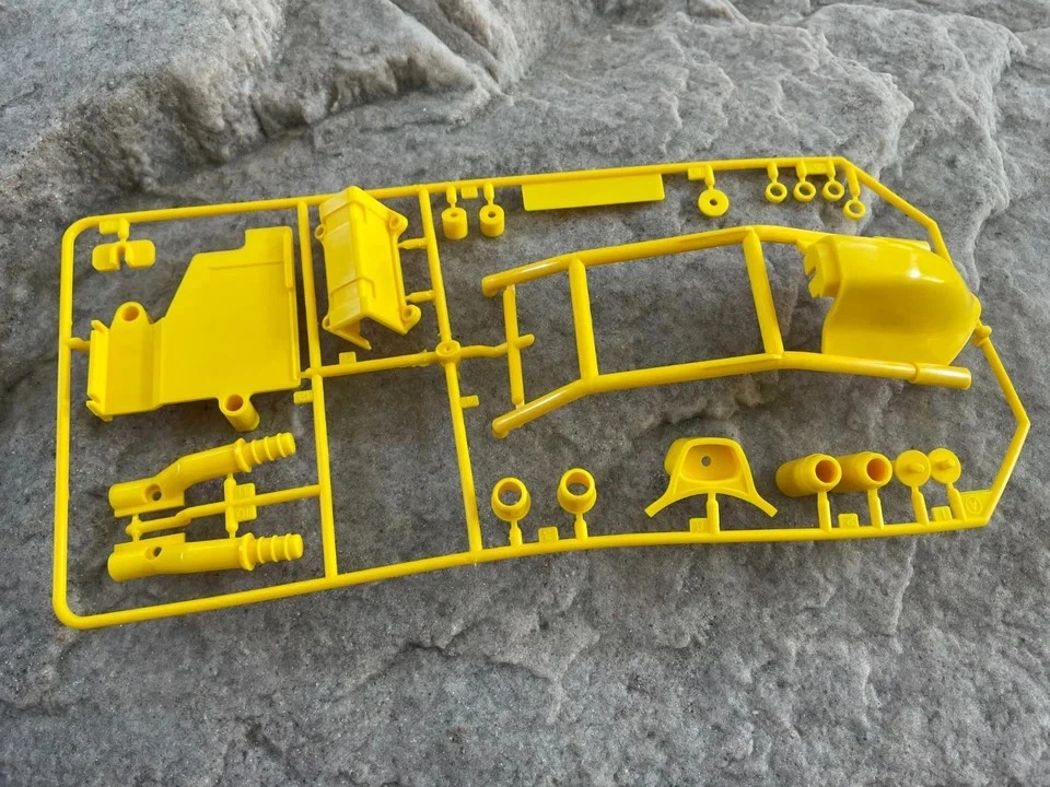 BUGGY TODOTERRENO TAMIYA 1/10 BIGWIG UNA PARTE Foto 1 de 1