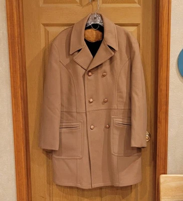 Woolrich Vintage Khaki Double Breasted Men’s Faux Fur Lined Wool Coat Size 44 - Image 1 of 4