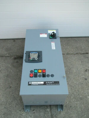 Square D Altivar 8839 EFDGG4VW 7.5HP 460V E-Flex Variable Speed Drive Controller - Image 1 of 4