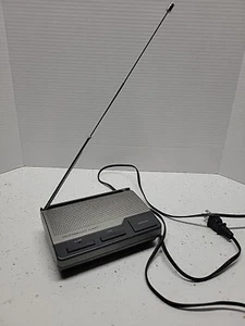 Radio Shack Weatheradio Weather Radio Alert 12-240 - Picture 1 of 7