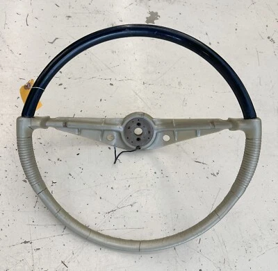 Chrysler New Yorker Saratoga 1959 volante 2 tonos dorado y negro 59 Foto 1 de 4