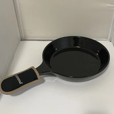 Xtrema 11" Black Ceramic Skillet Excellent Condition - Image 1 of 4