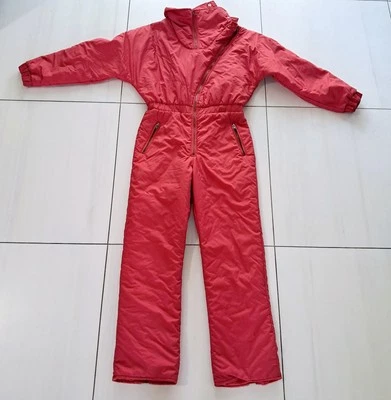 Cold Storage One Piece Cold Suit Onsie Women's Size Medium Red - Image 1 of 4