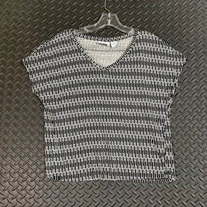 Nicole Miller New York 100% Linen Top Black White Geometric Print V Neck Women M - Picture 1 of 6