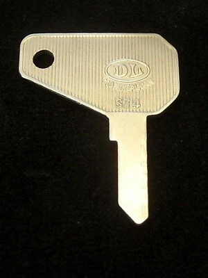 SZ4 GM HOLDEN BEDFORD ISUZU KEY Blank 1972-80, Delta Motors Mini-Cruiser D-TD - Image 1 of 3