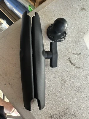 RAM Mount 1.5" Ball Plate Long Surface Screw Down Mount RAM-111U-D - Image 1 of 3